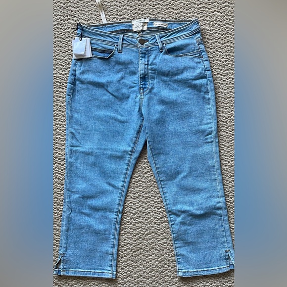 Lindsey High-Rise Cropped Capri Pants Size 8/30 - Picture 1 of 6